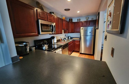 Elkins Park Apartment | Comfortable 2BR + Office Setup Long-Term Friendly Monthly Discount