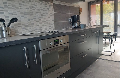 Mourenx Apartment | Comfortable 3-bedroom T4 apartment