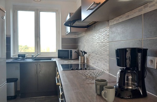 Mourenx Apartment | Comfortable 3-bedroom T4 apartment