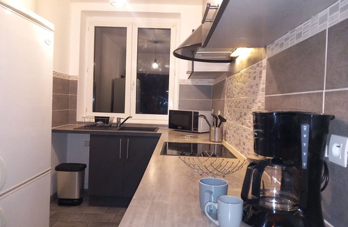 Mourenx Apartment | Comfortable 3-bedroom T4 apartment