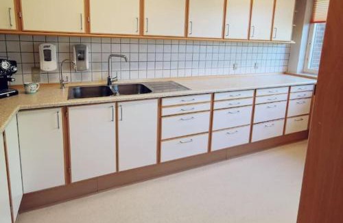 Roslev Villa | Comfortable 3- bedroom villa with free parking