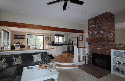 Summersea House | Comfortable 3 Bedrooms 2.5 Bath home Sleeps 6-7