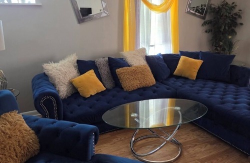 Calumet Park Apartment | Comfortable 3BR Getaway w/Bonus Attic Lounge to Relax