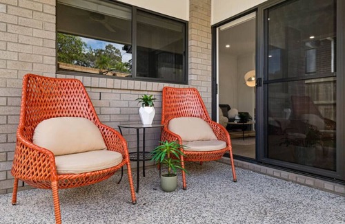 Browns Plains House | Comfortable 3BR home/Convenient location