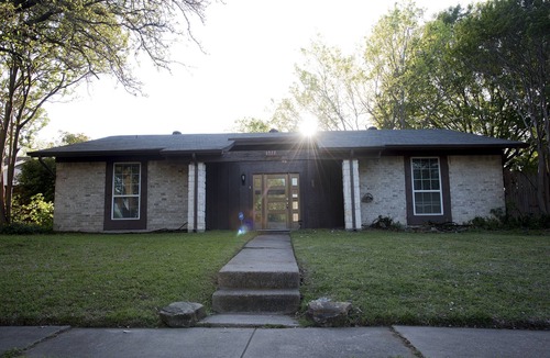 Plano House | 🏡 Comfortable 3BR House in Plano 2 Baths 2-Car Garage Great Location!