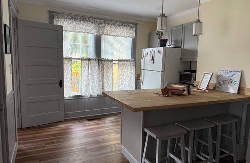 Bangor House | Comfortable 3BR Updated Historic Duplex. Perfect for Short or Extended Stays