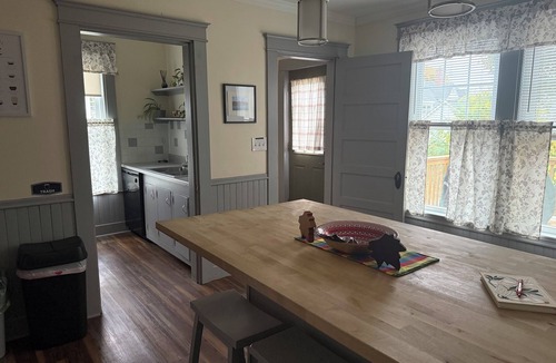 Bangor House | Comfortable 3BR Updated Historic Duplex. Perfect for Short or Extended Stays