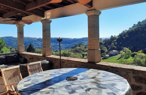 Chassiers House | Comfortable 4* South-Ardèche house, airco sleeping rooms, pool, panoramic view