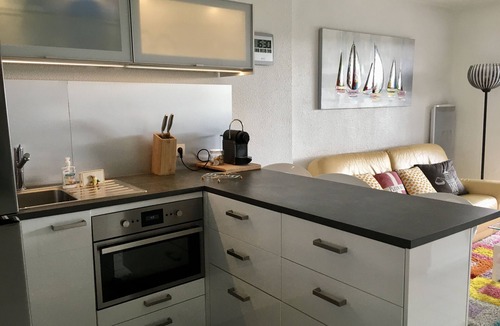 Pornic Apartment | Comfortable 42 m2 apartment for 4 people, walking distance to the beach .