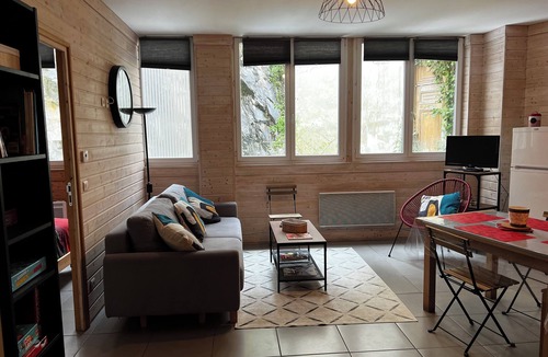 Eaux-Bonnes Apartment | Comfortable 44m² apartment, Eaux-Bonnes, close to ski resorts and hiking trails