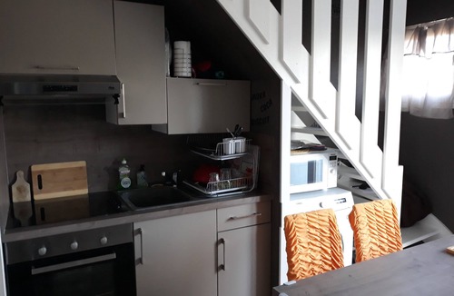 Merville-Franceville-Plage Apartment | COMFORTABLE 5-BED SEASIDE APARTMENT