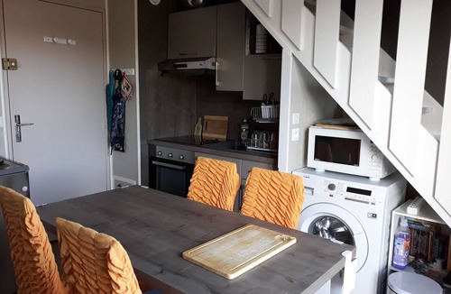 Merville-Franceville-Plage Apartment | COMFORTABLE 5-BED SEASIDE APARTMENT