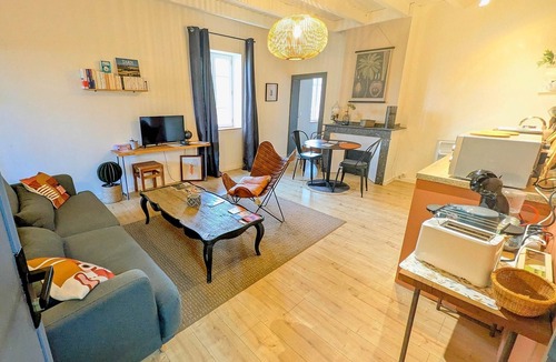 Marssac-sur-Tarn Apartment | Comfortable 50 m2 apartment in Marssac sur Tarn, between Gaillac and Albi