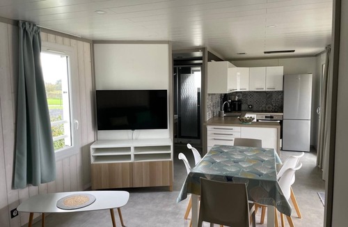Marzan Ski Chalet | Comfortable 6-person, 3-bedroom chalet close to the Megaliths and beaches