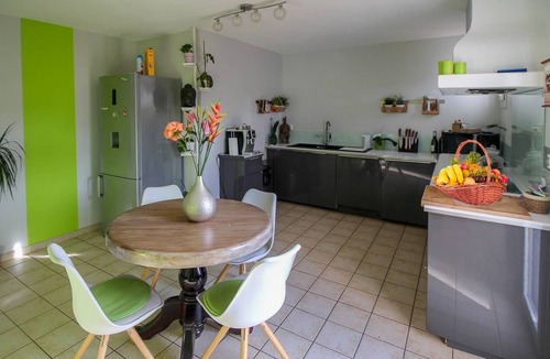 Salon-de-Provence House | Comfortable air-conditioned villa near Salon-de-Provence, dog allowed (1).