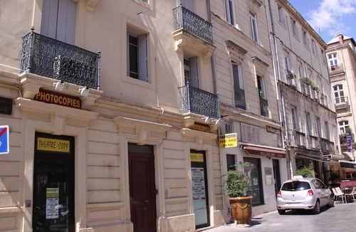 Comedie Apartment | Comfortable air-conditioned studio Historic center