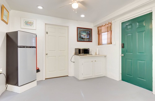 Jackson Apartment | Comfortable Alabama Apartment: Pets Welcome!