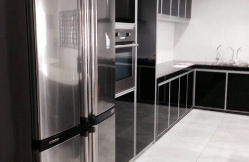 Taman Century House | Comfortable and Big House