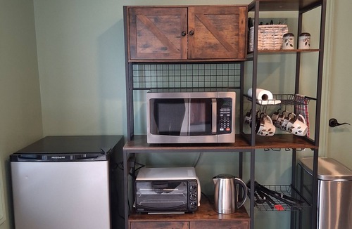 Howell Apartment | Comfortable and Convenient