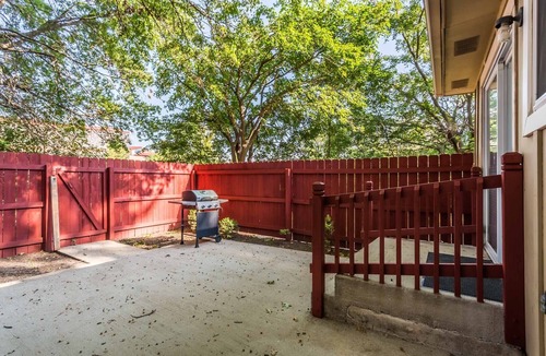 Lenexa House | Comfortable and elegant 3BDR duplex, unit # 3