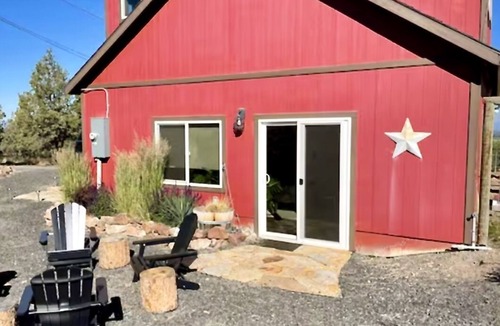 Powell Butte House | Comfortable and Quiet ADU