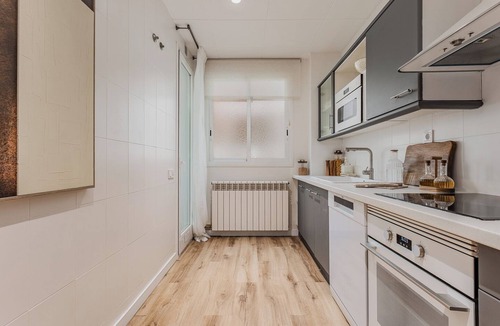El Poble-sec Apartment | Comfortable and spacious apartment in Barcelona