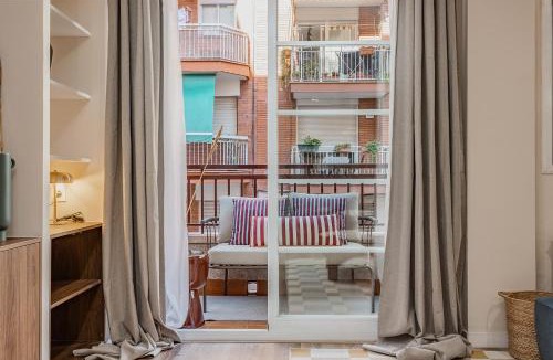 El Poble-sec Apartment | Comfortable and spacious flat in Barcelona