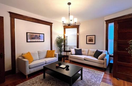 Dwight Apartment | Comfortable and Tranquil -1st Fl