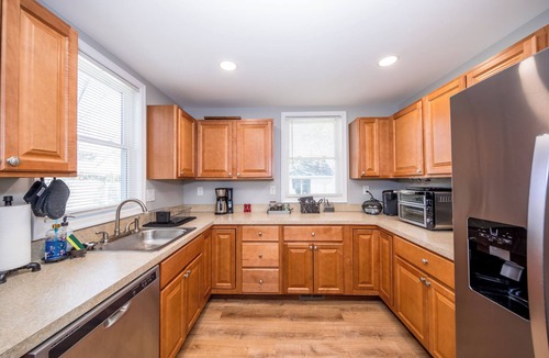 Havre De Grace House | Comfortable and quiet 3-bedroom-walk to downtown