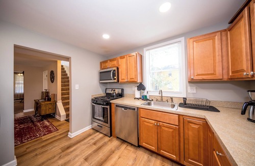 Havre De Grace House | Comfortable and quiet 3-bedroom-walk to downtown