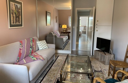 La Roche-Posay Apartment | Comfortable apartment with WIFI, washer and dishwasher
