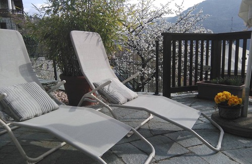 Saint-Vincent House | Comfortable apartment. Panoramic and quiet area, near the center. Wifi