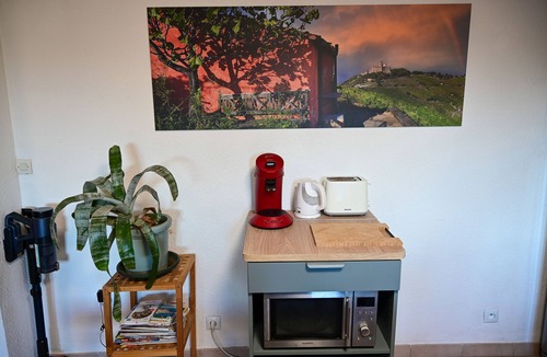 Port-Vendres Apartment | Comfortable apartment in a quiet neighbourhood