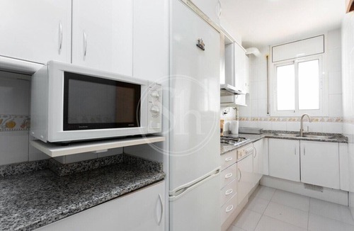 El Clot Apartment | Comfortable apartment near Glories