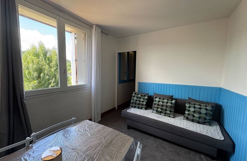 Houlgate Apartment | Comfortable apartment at the foot of the beach