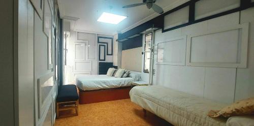 Ensanche Diputacion Apartment | Comfortable Apartment in Alicante, 78 m² with City View
