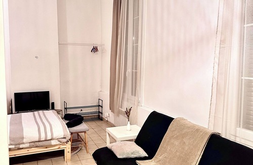Pigalle Apartment | Comfortable apartment Paris 75009