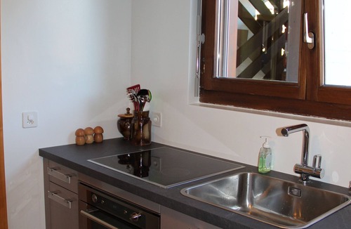 Leysin Apartment | Comfortable apartment with balcony and view