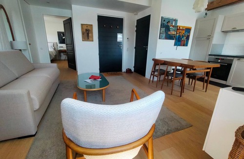 Sauzon Apartment | Comfortable Apartment with Panoramic View in Sauzon