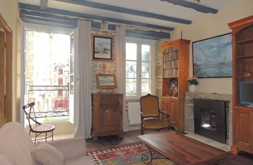 Dinan Apartment | Comfortable apartment with balcony and nice view