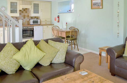 Craster Cottage | Comfortable base just 200 yards from the harbour at Craster.