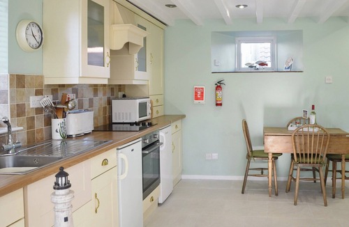 Craster Cottage | Comfortable base just 200 yards from the harbour at Craster.