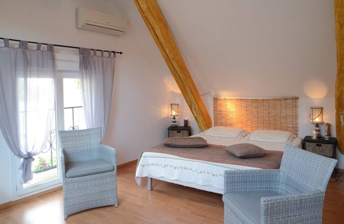 Cublac Bed & Breakfast | Comfortable bed and breakfast