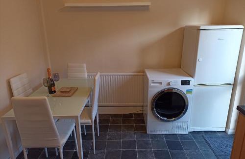 Billericay Apartment | Comfortable Billericay Home