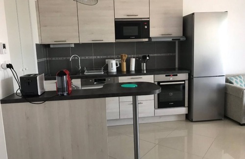 Gruissan Apartment | Comfortable & Bright luxury Flat
