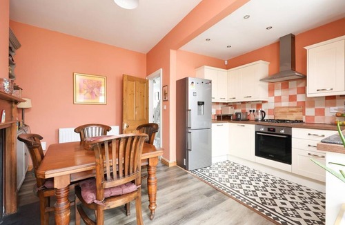 Horfield House | Comfortable Bristol Escape near Gloucester Road