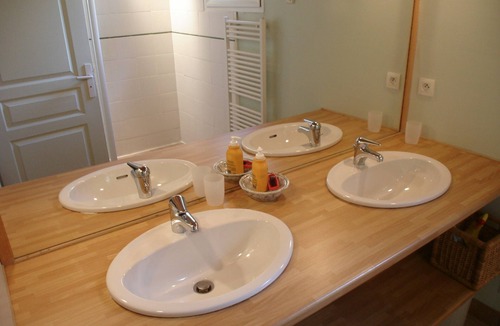 Bagneres-de-Luchon Ski Chalet | Comfortable chalet with garden in the city centre close to the cable car