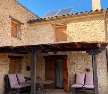 Masdenverge Ski Chalet | Comfortable Chalet in Masdenverge with Private Pool