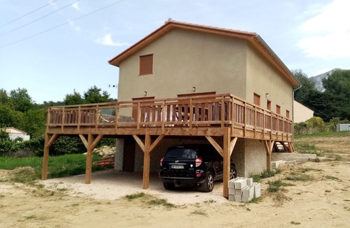 Fillols Ski Chalet | Comfortable chalet sleeps twelve!