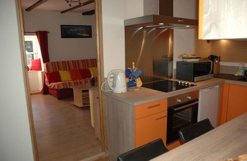 Corseul House | Comfortable Character Gite/Chambre d'hôte, only 7 kms from Dinan